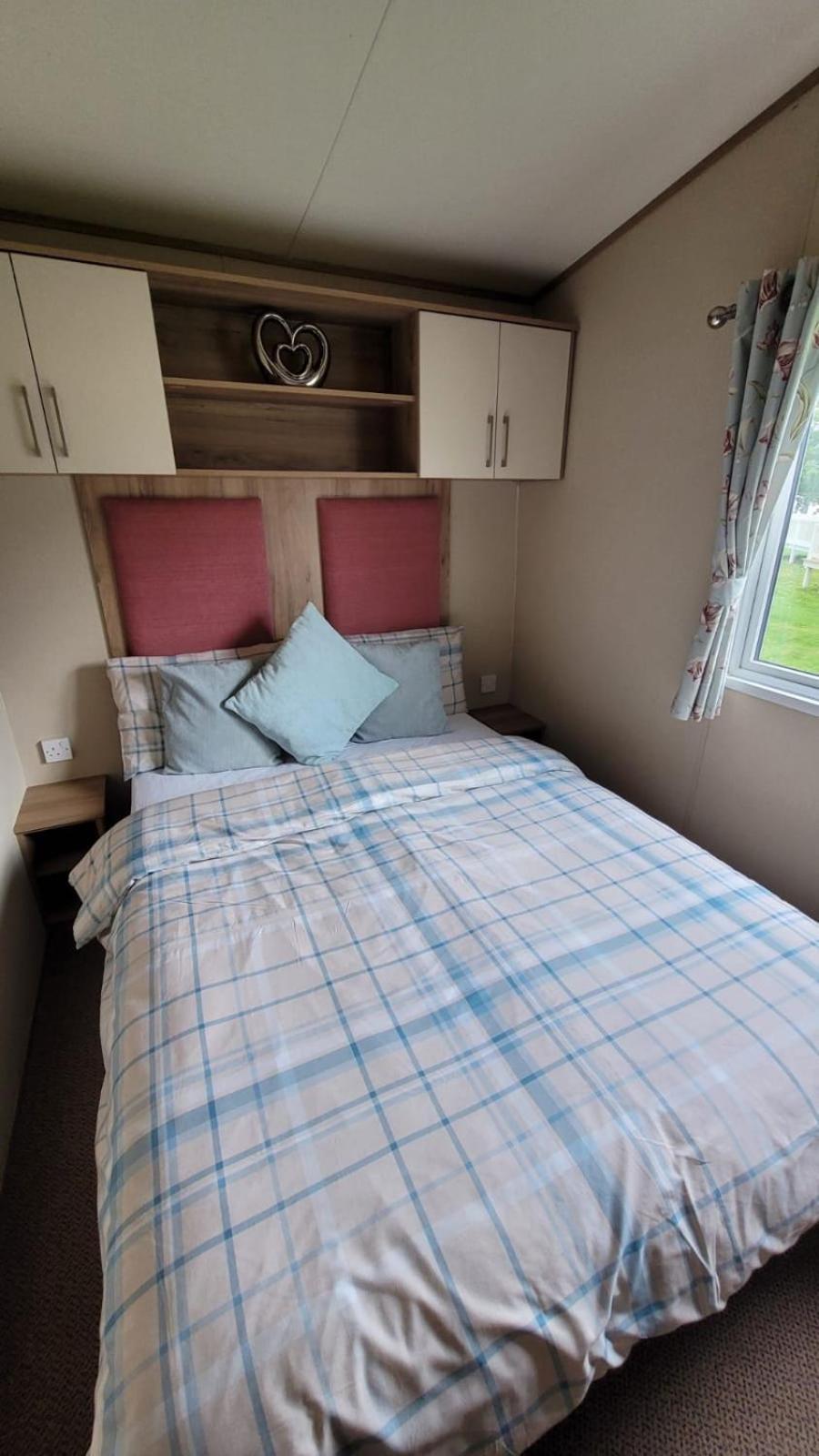 Tattershall Lakes Kingfisher Caravan 8 Berth With Hot Tub & Wifi Ngoại thất bức ảnh