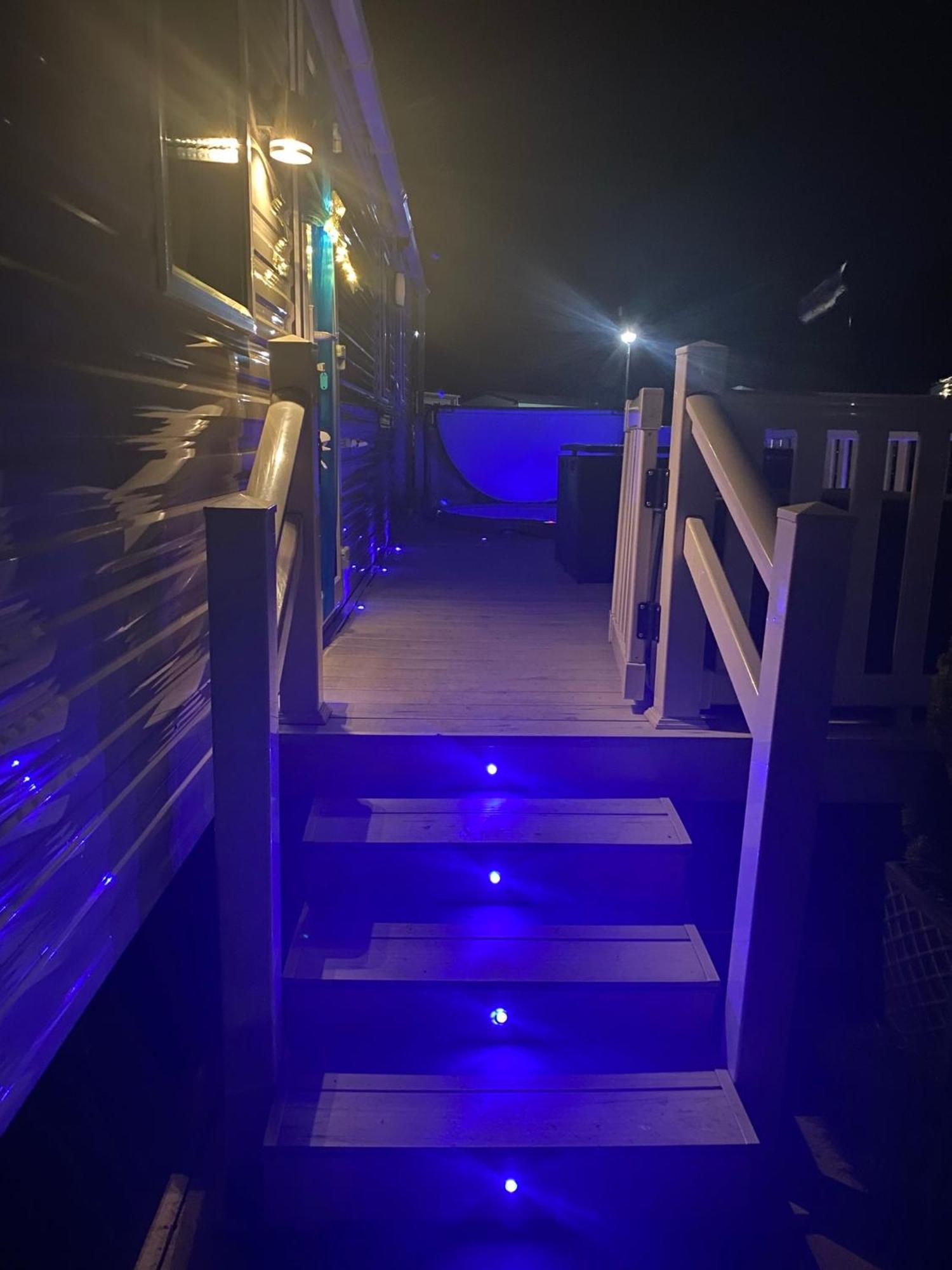 Tattershall Lakes Kingfisher Caravan 8 Berth With Hot Tub & Wifi Ngoại thất bức ảnh
